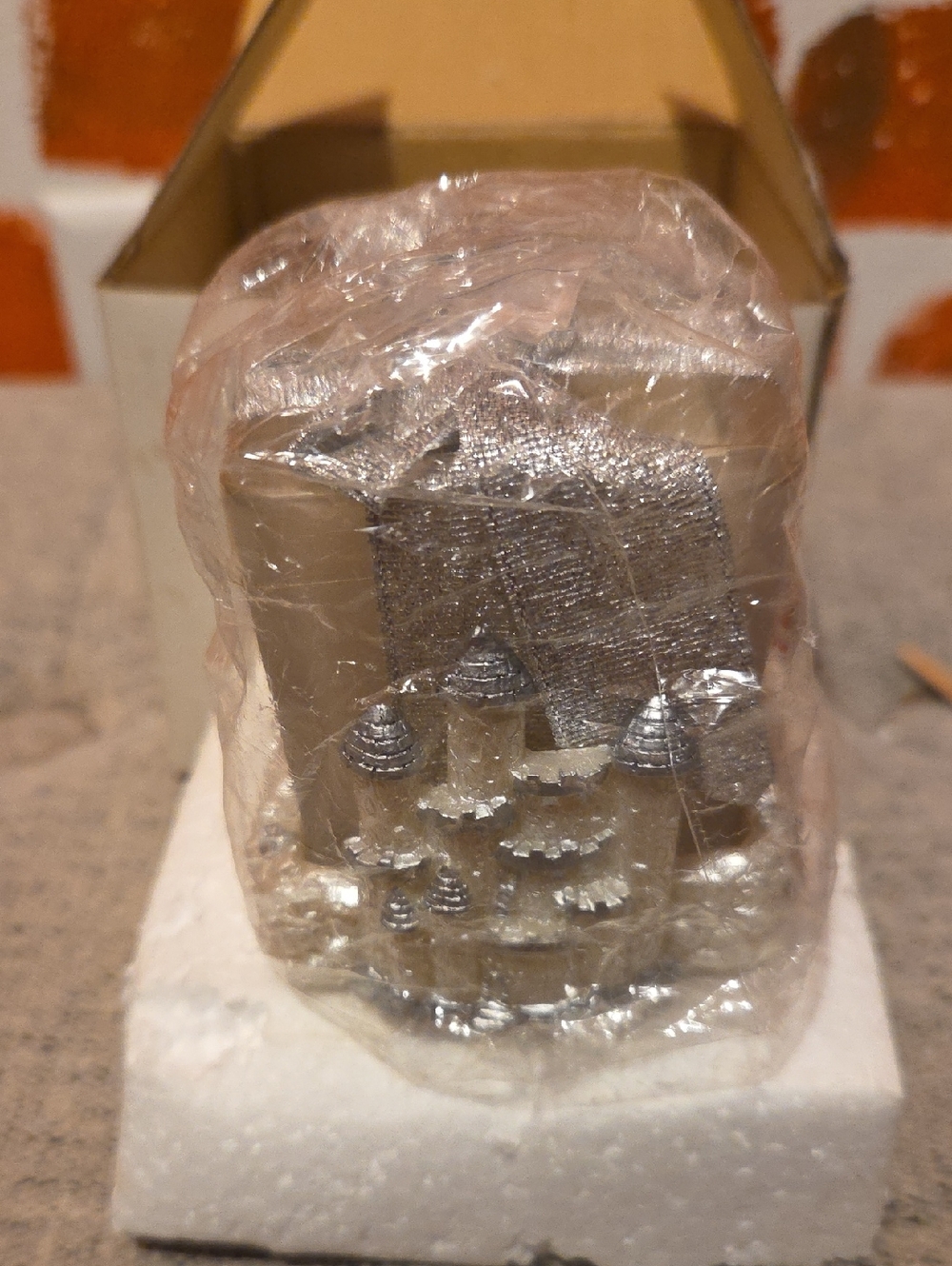 Castle Candle Holder Silver Accented (Candle Included) 🔥🕯🔥 - Picture 6 of 12